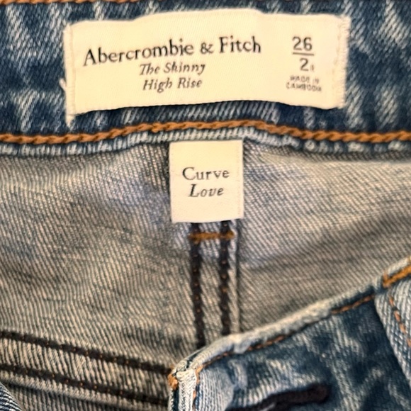A&F ABERCROMBIE & FITCH The Skinny High Rise Curve Love Jeans Size 26/2R - Picture 5 of 7